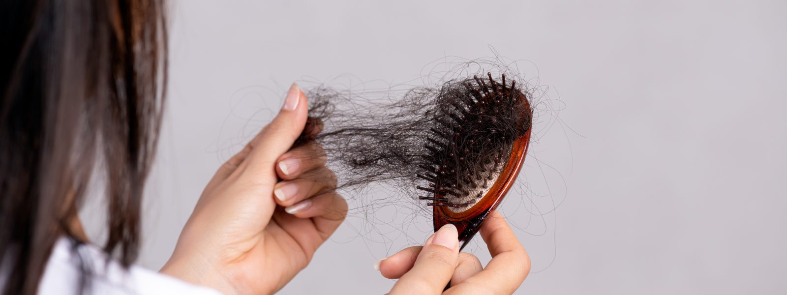 Menopozda Saç Dökülmesi